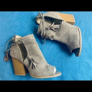 Taupe chunky heel